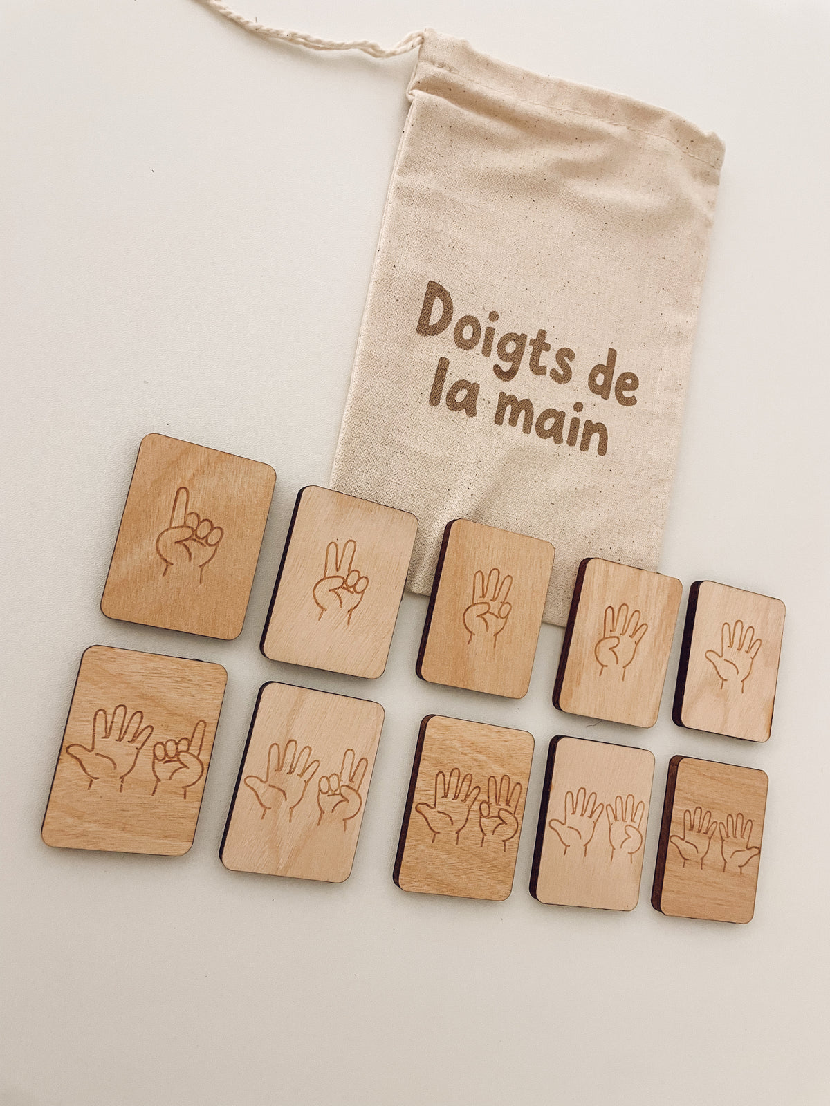 Ensemble de jettons en bois