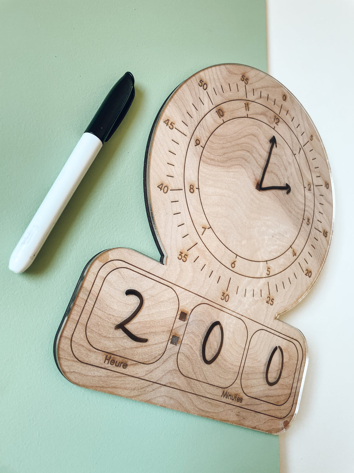 Tableau d’Apprentissage de l’Heure en Bois