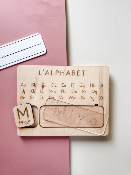 Tableau Alphabet Personnalisé en Bois