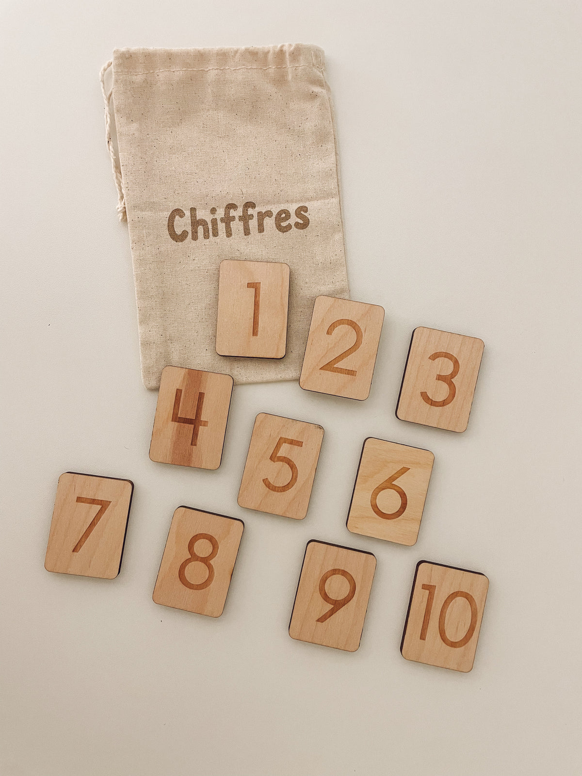 Ensemble de jettons en bois