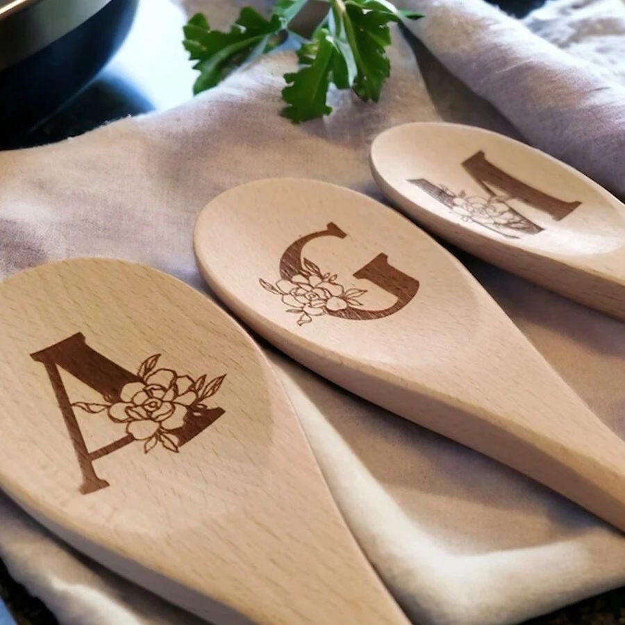 Cuillères en bois personnalisées